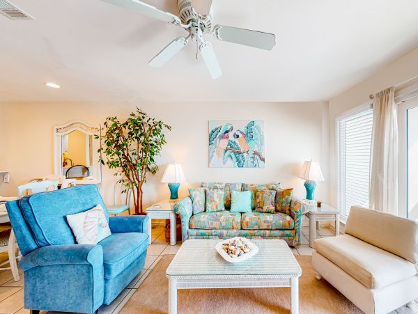 Nothing Short of Lovely Two Bedroom with Views