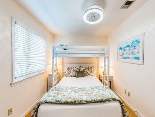 Nothing Short of Lovely Two Bedroom with Views