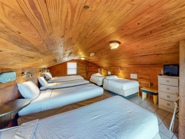 Spacious 6 Bedroom Vacation Rental Full Ocean Views