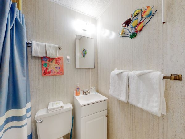 Spacious 6 Bedroom Vacation Rental Full Ocean Views