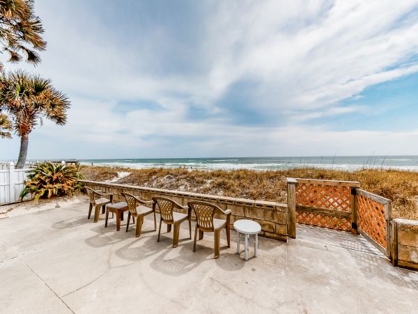 Spacious 6 Bedroom Vacation Rental Full Ocean Views
