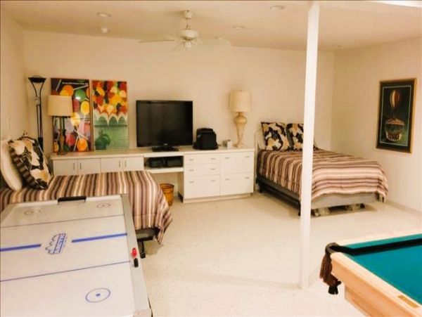 Englewood Vacation Home Five Bedroom On Beach