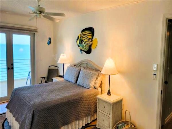 Englewood Vacation Home Five Bedroom On Beach