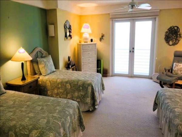 Englewood Vacation Home Five Bedroom On Beach