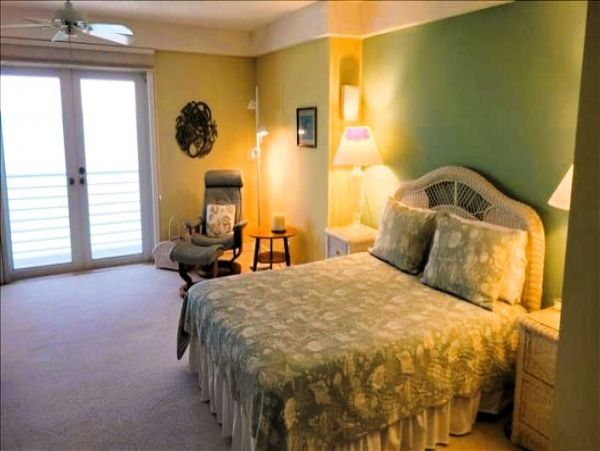 Englewood Vacation Home Five Bedroom On Beach