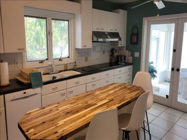 Englewood Vacation Home Five Bedroom On Beach