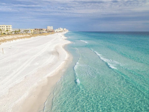 Private one story Country Club Shores Vacation home