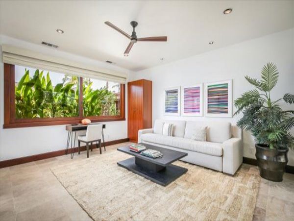 Kailua Kona Vacation Pool Estate Five Bedroom Walk to Beach