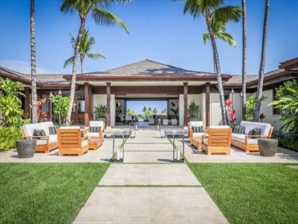 Kailua Kona Vacation Pool Estate Five Bedroom Walk to Beach