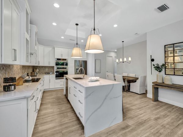 Modern Four Bedroom Vacation Rental in Naples