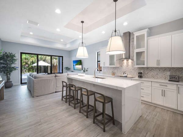 Modern Four Bedroom Vacation Rental in Naples