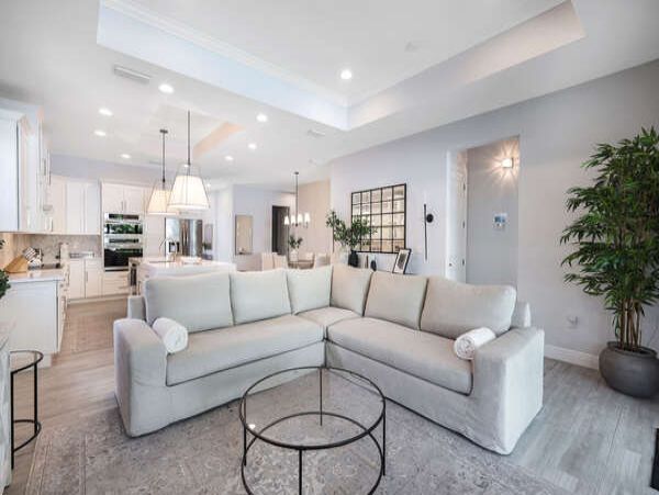 Modern Four Bedroom Vacation Rental in Naples