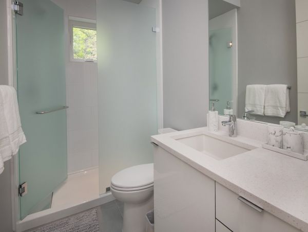 Five Bedroom Vacation Rental in Vail with Great Mountain View