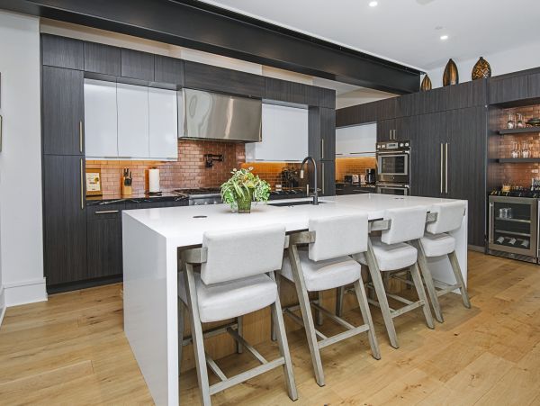 Vail Five Bedroom  Rental with Hot Tub & Breathtaking Mountain View