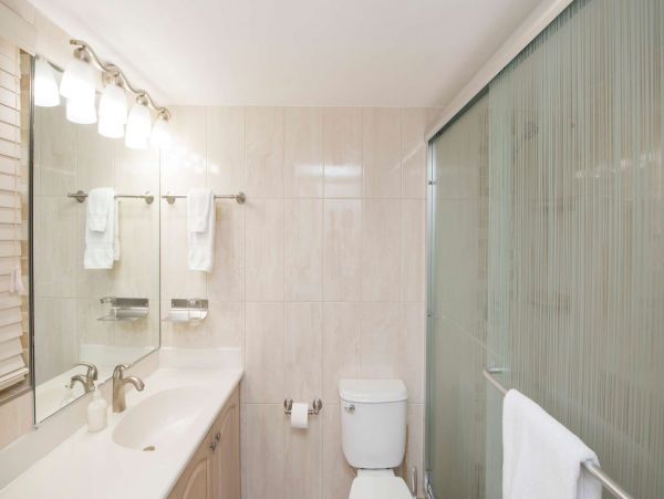 Grand Cayman Vacation Condo One Bedroom Walk to Beach