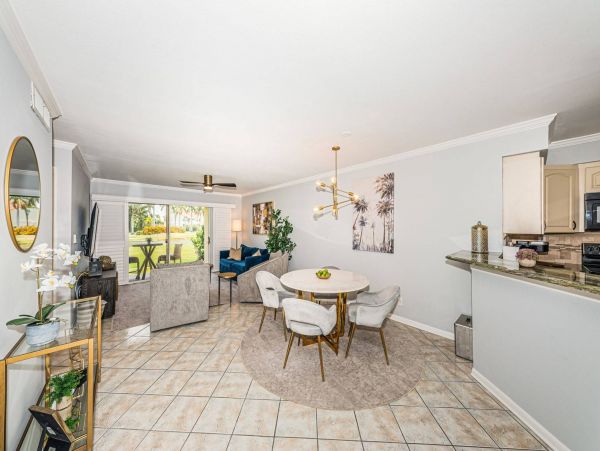 Spacious 2 Bedroom Vacation Condo with Lake View