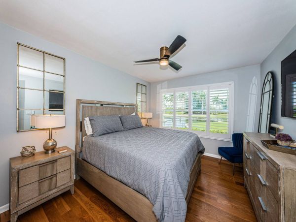 Spacious 2 Bedroom Vacation Condo with Lake View