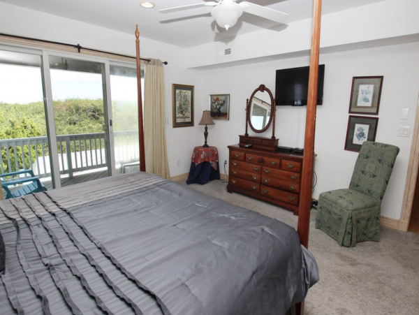 Corolla Seven Bedroom Five Bathroom Vacation Residence