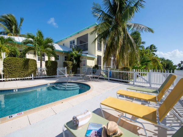 Lovely Vacation Condo with Canal View in Cayman Islands