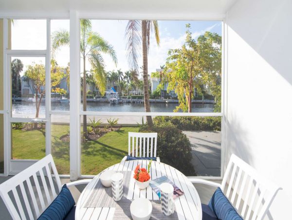 Lovely Vacation Condo with Canal View in Cayman Islands