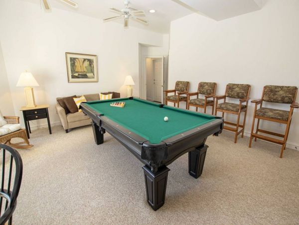 Gorgeous Vacation Getaway with 7 Bedrooms in Corolla
