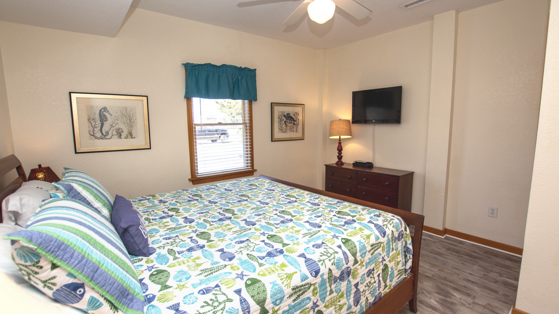 Beachfront Vacation Rental with 6 Bedrooms in Corolla