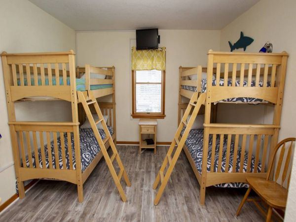 Beachfront Vacation Rental with 6 Bedrooms in Corolla