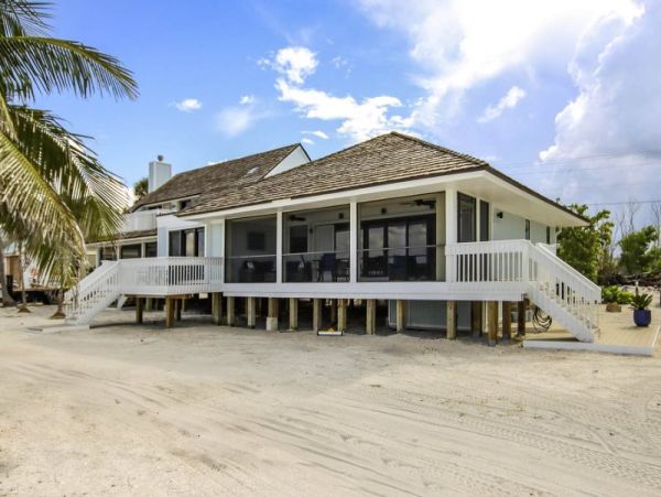 Captiva Island Beachfront Four Bedroom Vacation Rental