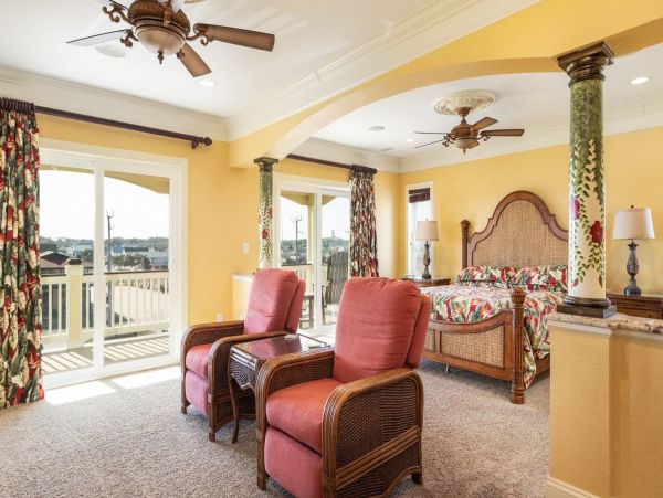 Luxurious Oceanfront Property in Kill Devil Hills
