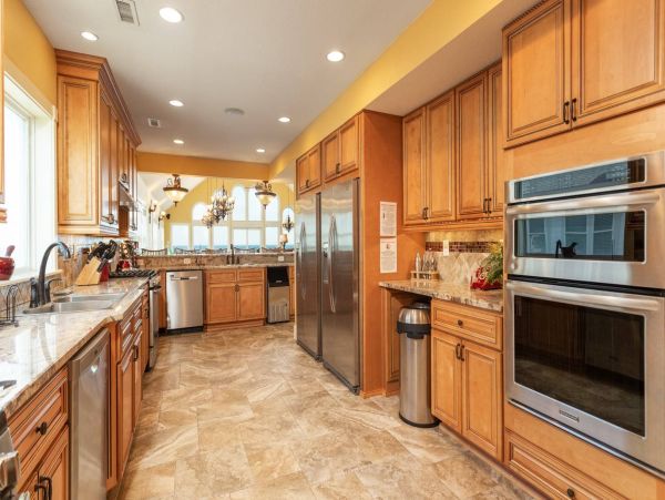 Luxurious Oceanfront Property in Kill Devil Hills