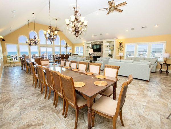 Luxurious Oceanfront Property in Kill Devil Hills