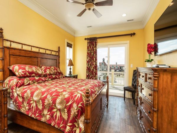 Luxurious Oceanfront Property in Kill Devil Hills