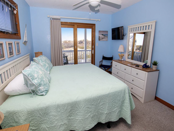 Corolla Seven Bedroom Beach House 330 ft to Beach!