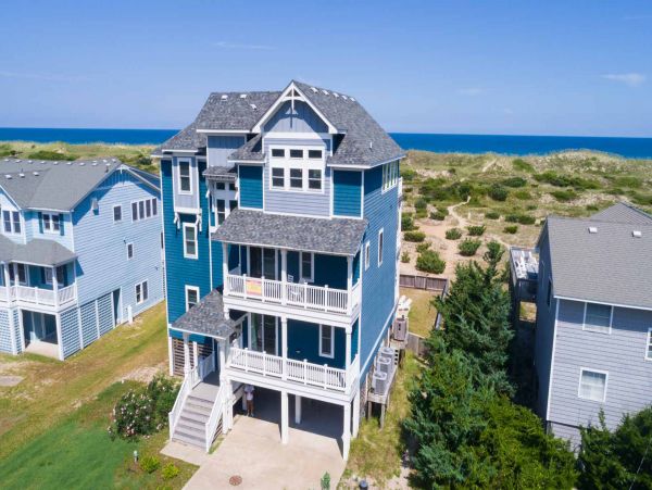 Oceanfront Salvo Vacation Home Six Bedroom