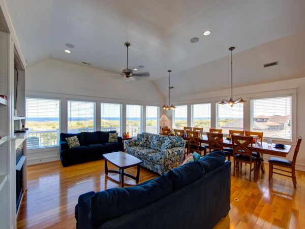Oceanfront Salvo Vacation Home Six Bedroom