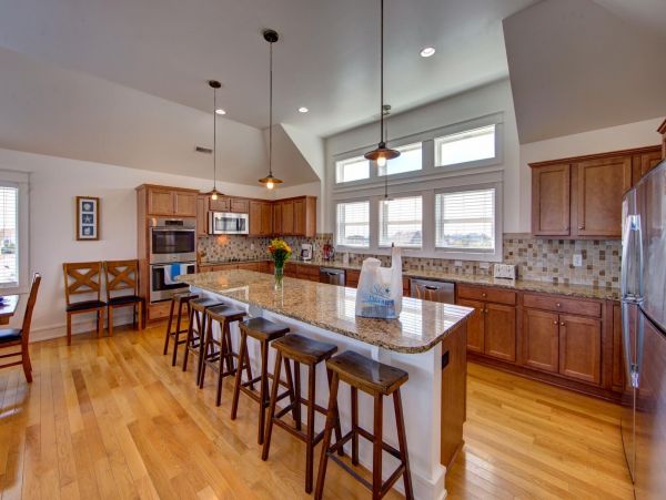 Oceanfront Salvo Vacation Home Six Bedroom