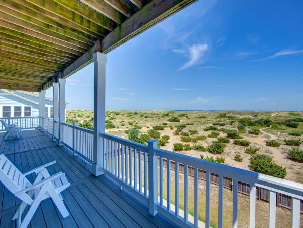 Oceanfront Salvo Vacation Home Six Bedroom