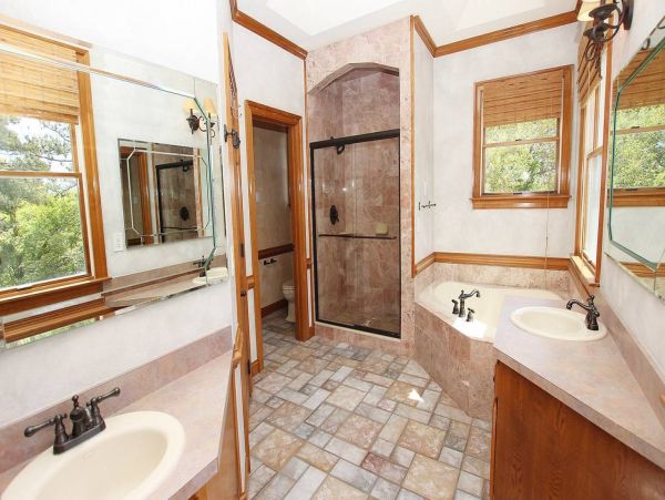 Luxury Duck Vacation Rental | 9-Bedroom Outer Banks Home with Pool & Ocean Views