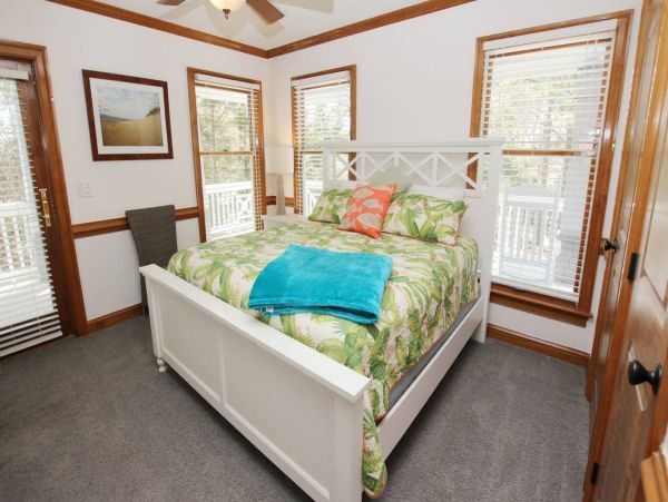 Luxury Duck Vacation Rental | 9-Bedroom Outer Banks Home with Pool & Ocean Views