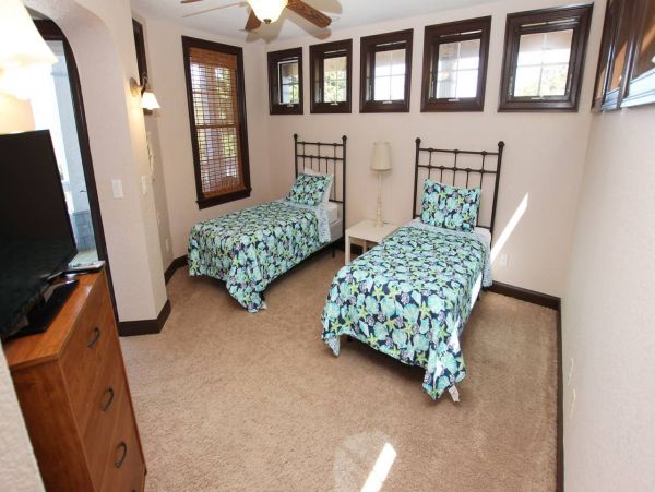 Luxury Duck Vacation Rental | 9-Bedroom Outer Banks Home with Pool & Ocean Views