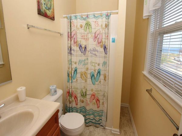Steps to the Beach Five Bedroom Vacation Home in Kitty Hawk