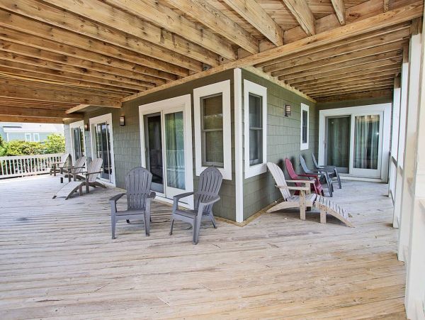 Charming Corolla Vacation Rental Private Pool Sleeps 12