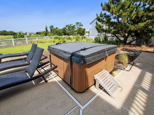 Charming Corolla Vacation Rental Private Pool Sleeps 12