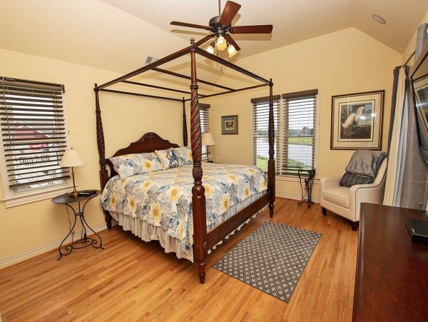 Charming Corolla Vacation Rental Private Pool Sleeps 12