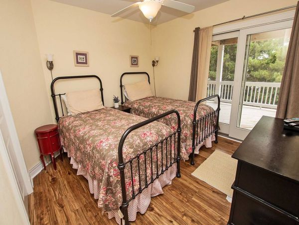 Charming Corolla Vacation Rental Private Pool Sleeps 12
