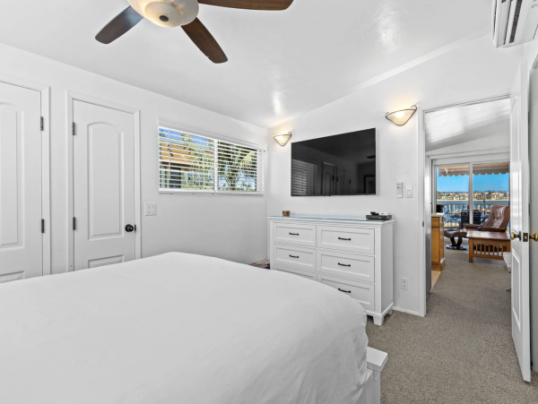 Mission Beach Vacation Rental - San Diego Bayfront Condo with Balcony & Views