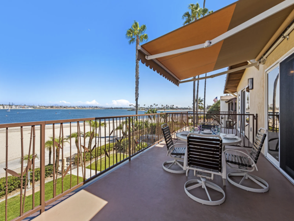 Mission Beach Vacation Rental - San Diego Bayfront Condo with Balcony & Views
