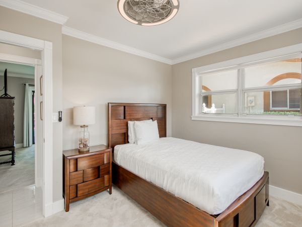 Lighthouse Point Vacation Home Three Bedroom