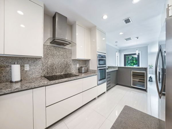 Lighthouse Point Vacation Home Three Bedroom