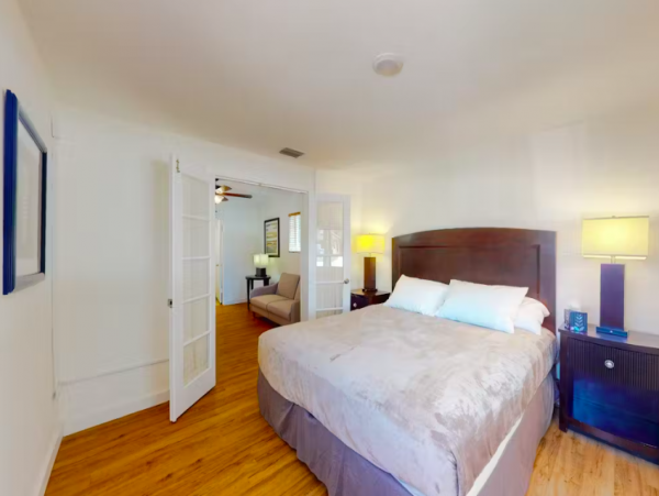2 Bedroom home , short walk to the beach